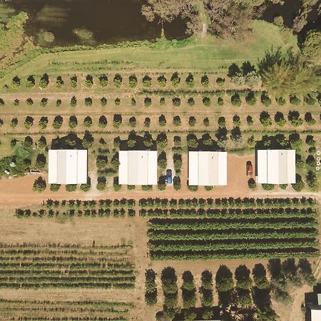 Swan Valley Sisters Henley Brook Exterior photo